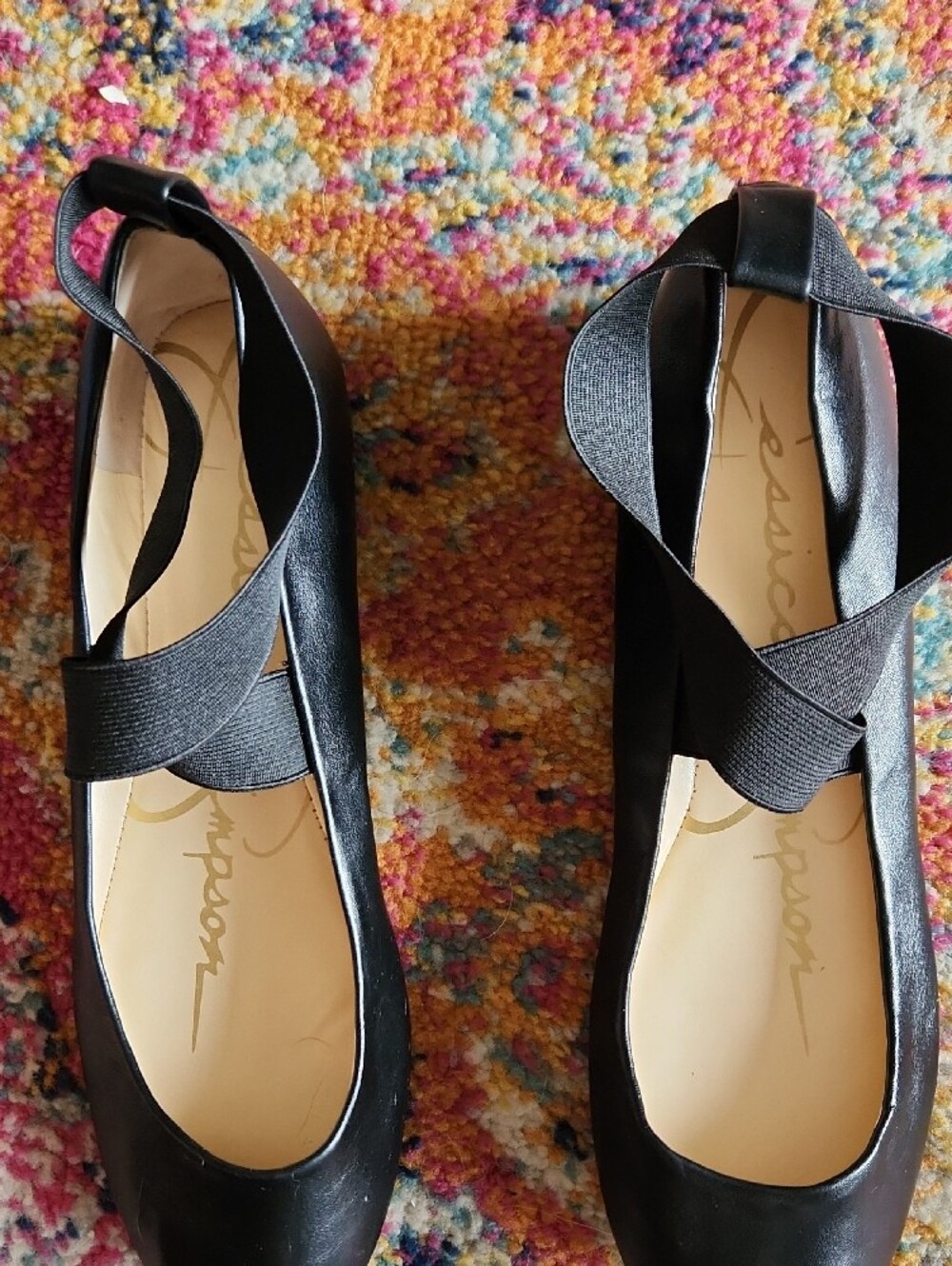 Madalaye 8.5 M Black Women's Crisscross Strap Flats - Picture 5 of 9